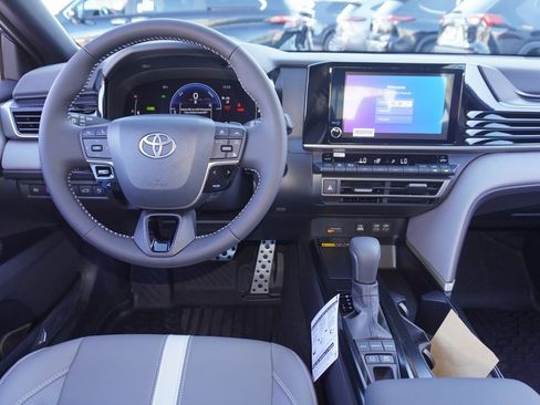 New 2026 Toyota Camry SE image 8