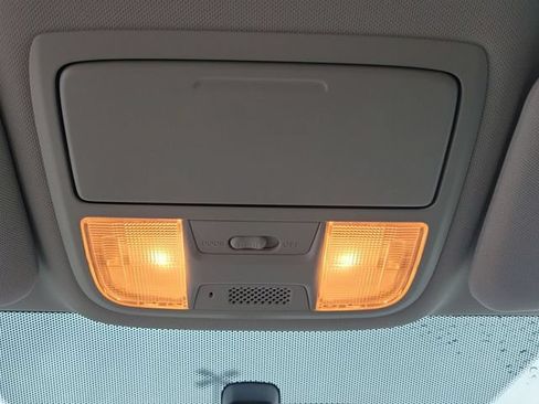 Used 2016 Honda CR-V SE image 24
