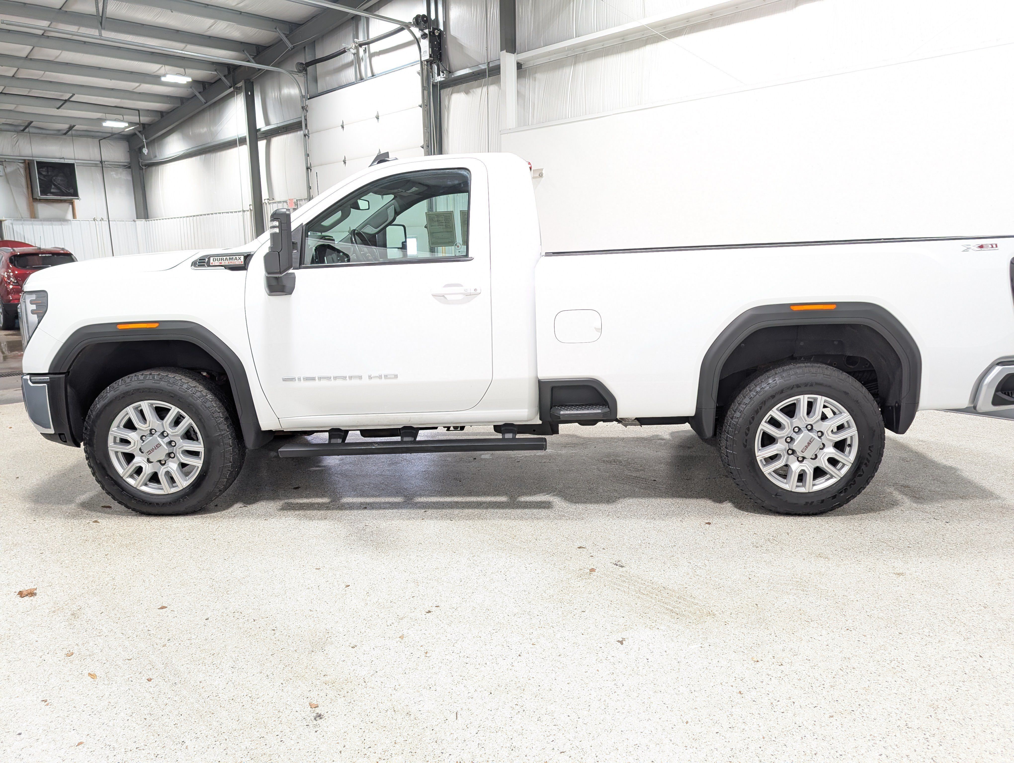 Used 2024 GMC Sierra 2500 SLE w/ SLE Convenience Package AWD/4WD image 6