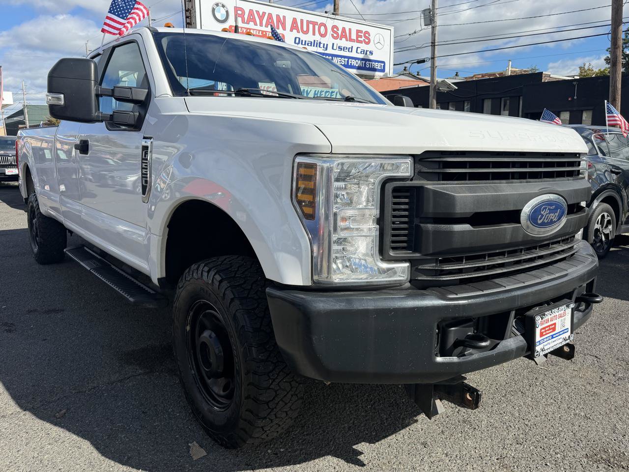 Used 2019 Ford F250 XL w/ Power Equipment Group AWD/4WD image 2