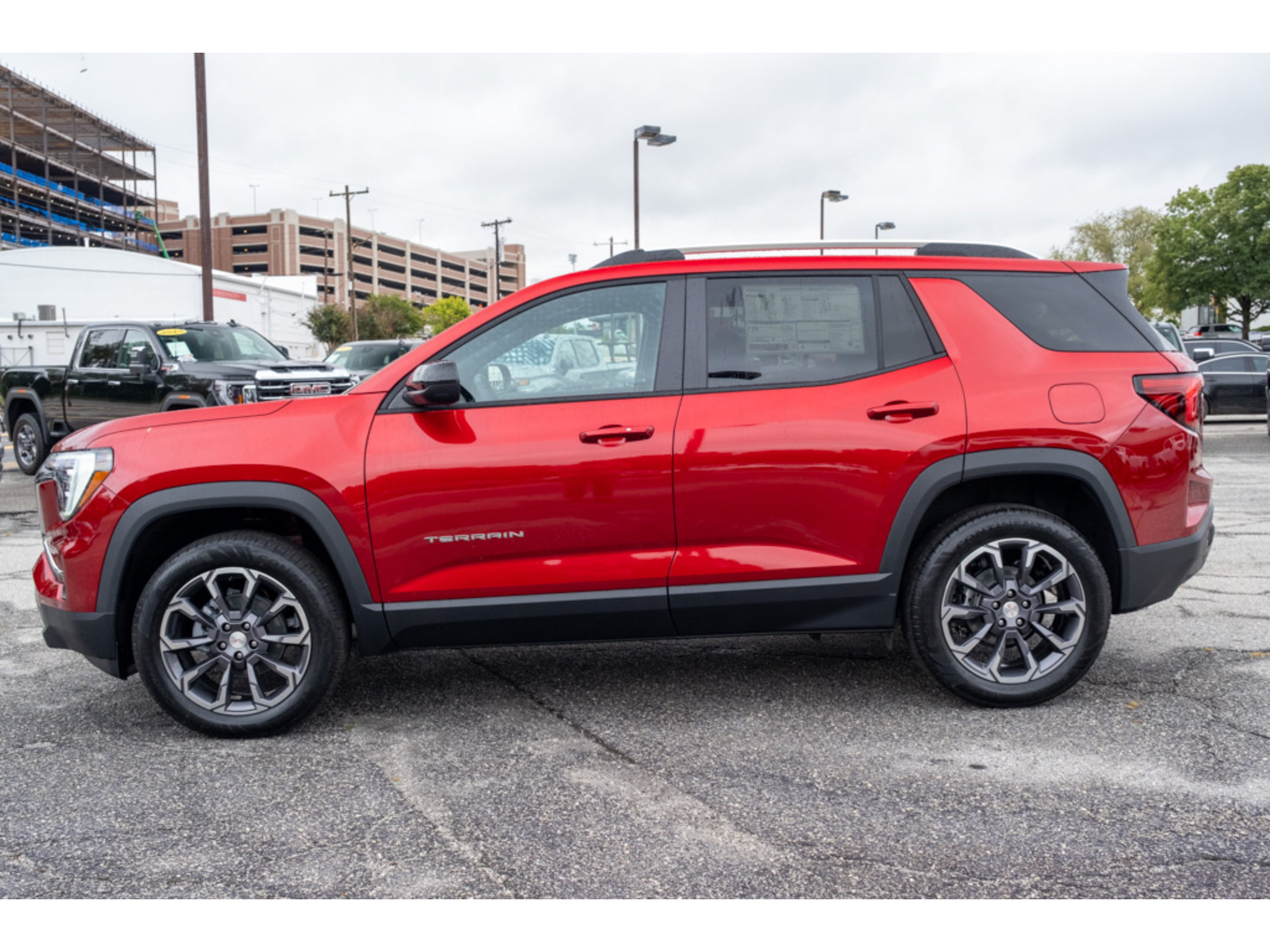 New 2027 GMC Terrain Elevation w/ Elevation Premium Package FWD image 5