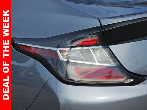 Used 2018 Chevrolet Volt Premier image 39