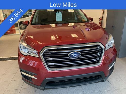 Certified 2022 Subaru Ascent Premium w/ Convenience Package image 2