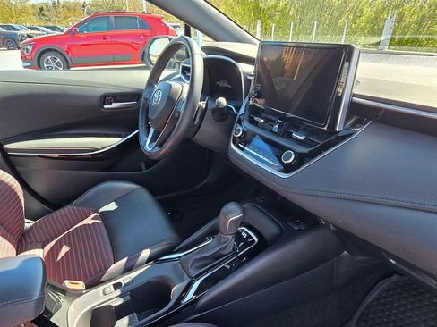 Used 2023 Toyota Corolla XSE FWD image 11