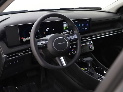 Used 2025 Hyundai Tucson SEL image 24