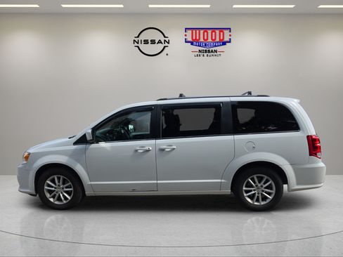Used 2019 Dodge Grand Caravan SXT FWD image 5