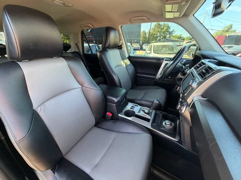 Used 2018 Toyota 4Runner SR5 Premium AWD/4WD image 24