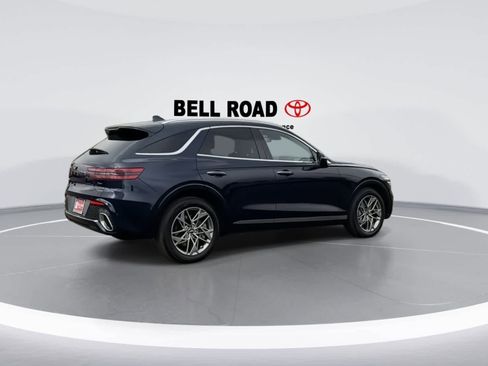 Used 2025 Genesis GV70 2.5T AWD/4WD image 8