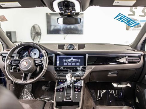 Used 2022 Porsche Macan S image 34