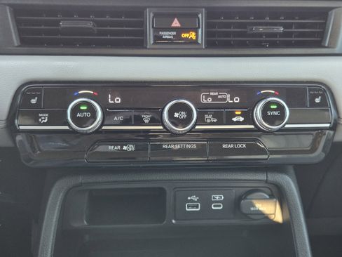 Used 2023 Honda Pilot EX-L image 15