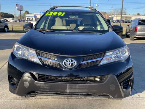 Used 2013 Toyota RAV4 LE image 6