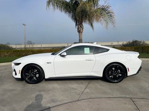 New 2026 Ford Mustang GT image 2