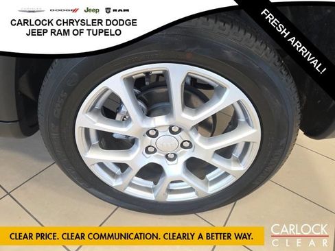 Used 2023 Jeep Compass Latitude AWD/4WD image 12