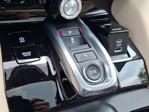 Used 2023 Acura MDX SH-AWD w/ Technology Package image 15