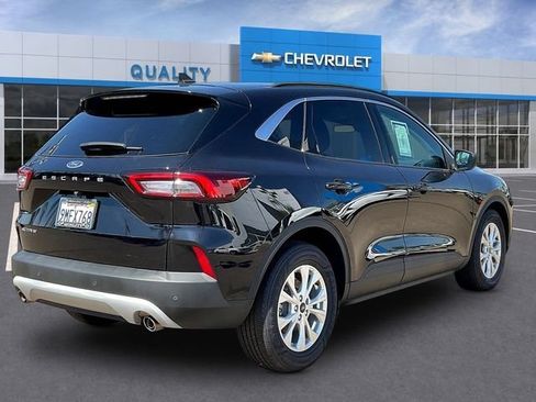 Used 2023 Ford Escape Active w/ Tech Pack #1 FWD image 7