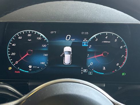 Certified 2023 Mercedes-Benz GLA 250 w/ Premium Package image 37