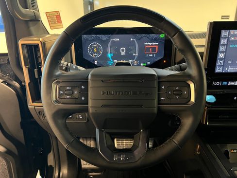 Used 2025 GMC Hummer EV 3X w/ LPO, Sport Package AWD/4WD image 11