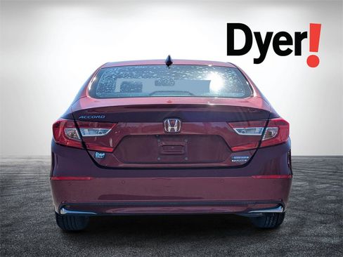 Used 2020 Honda Accord Touring image 6
