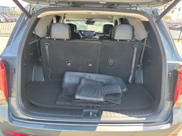 Used 2024 Hyundai Palisade SEL FWD image 28