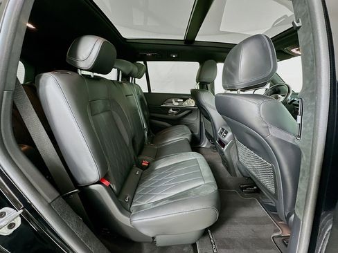 Certified 2023 Mercedes-Benz GLS 63 AMG 4MATIC image 31