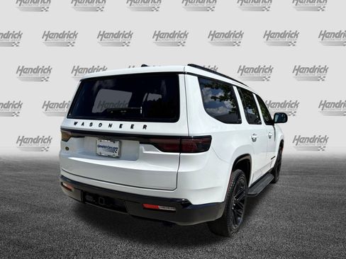 Used 2025 Jeep Wagoneer Series II w/ Convenience Group I AWD/4WD image 10