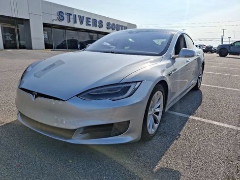 Used 2016 Tesla Model S 90D AWD/4WD image 2