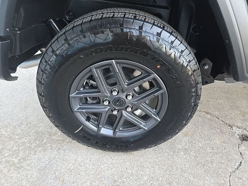 New 2026 Jeep Wrangler Sport S image 25