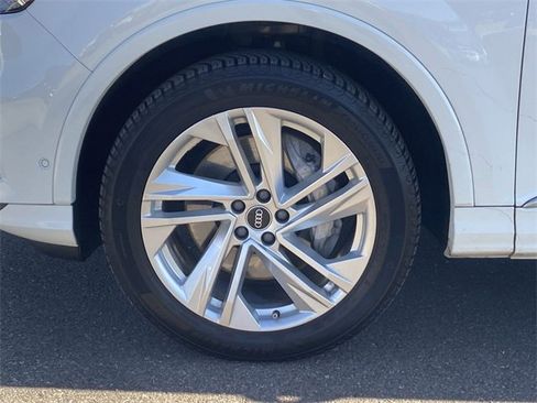 Used 2021 Audi Q7 2.0T Premium Plus w/ Executive Package image 10