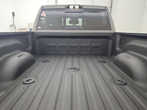 New 2026 RAM 2500 Laramie w/ Night Edition AWD/4WD image 30