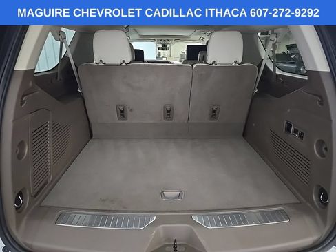 Used 2021 GMC Yukon XL Denali w/ Denali Premium Package AWD/4WD image 12