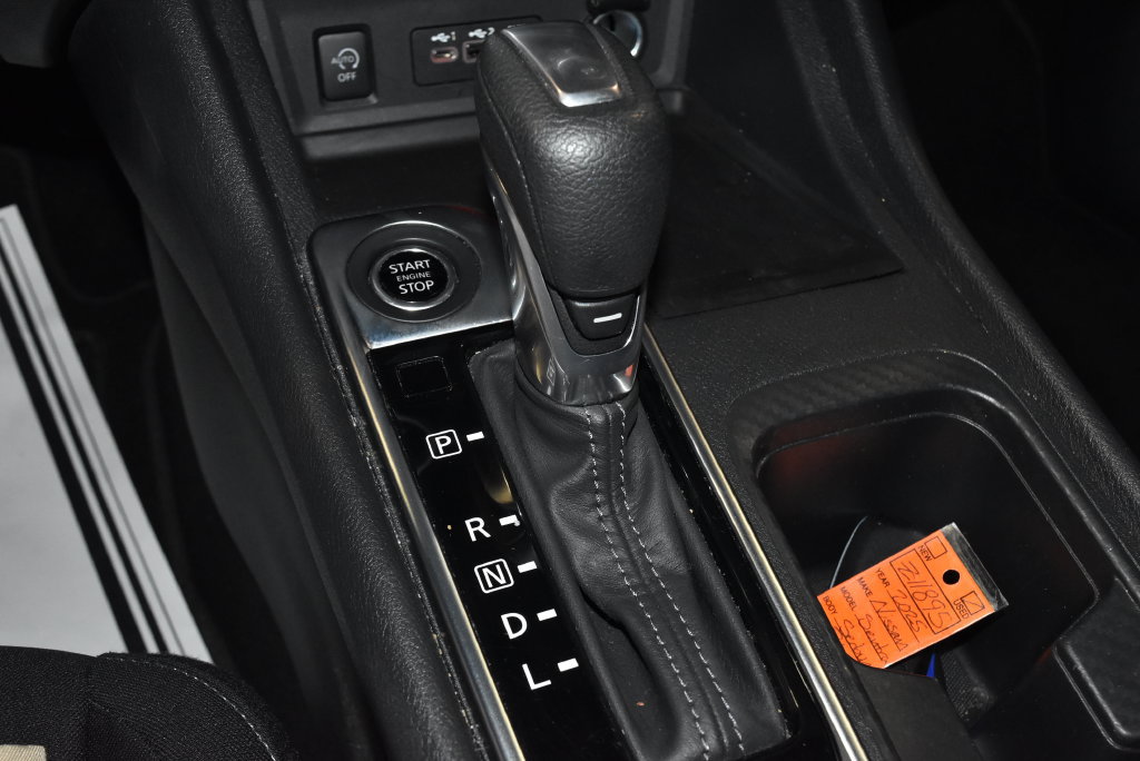Used 2025 Nissan Sentra SV FWD image 14