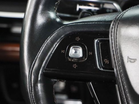 Used 2023 Lincoln Aviator Reserve w/ Equipment Group 201A image 13