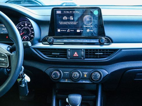 Used 2024 Kia Forte LXS image 19