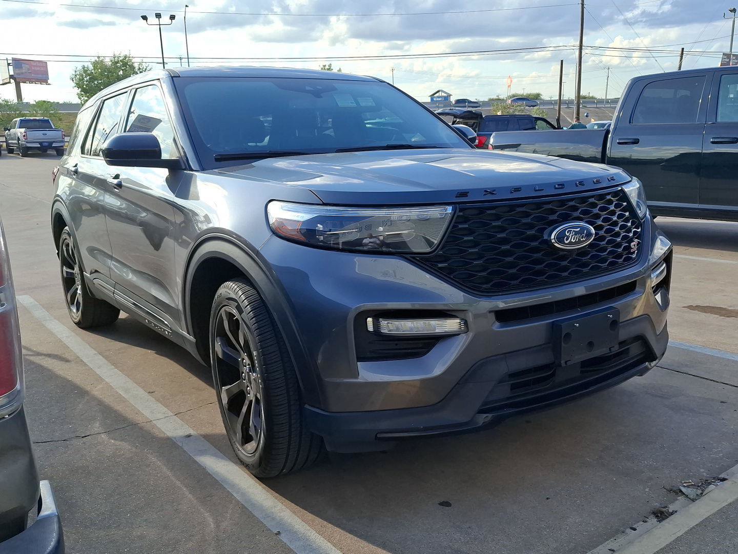 Used 2022 Ford Explorer ST w/ ST Street Pack RWD image 7