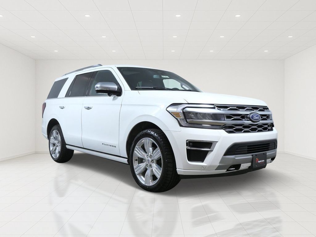 Used 2023 Ford Expedition Platinum AWD/4WD image 1