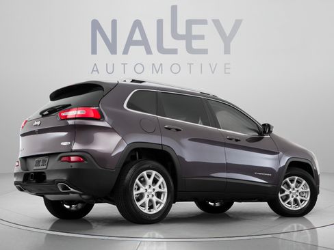 Used 2016 Jeep Cherokee Latitude w/ Comfort/Convenience Group AWD/4WD image 5