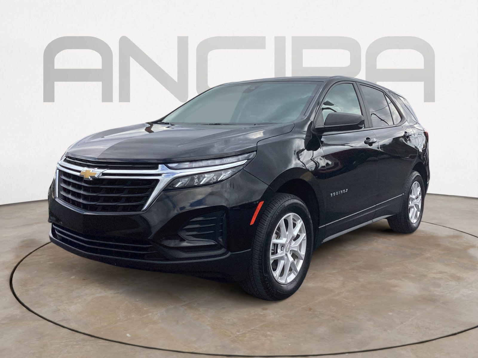Used 2024 Chevrolet Equinox LS w/ LS Convenience Package AWD/4WD image 9
