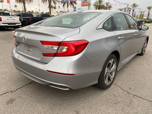 Used 2018 Honda Accord EX-L image 6