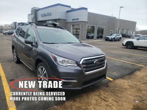 Used 2022 Subaru Ascent Limited w/ Technology Package image 1
