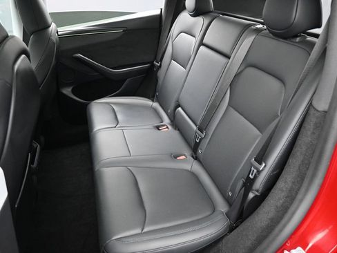 Used 2026 Tesla Model Y Long Range RWD image 26