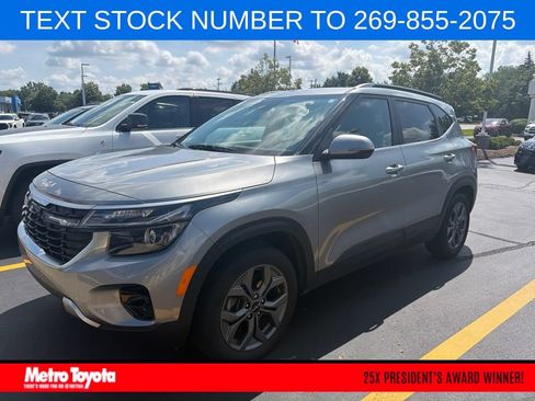 Used 2024 Kia Seltos S AWD/4WD image 1