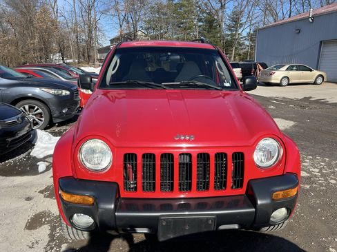 Used 2004 Jeep Liberty Sport w/ PWR Convenience Group AWD/4WD image 8