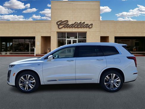 Certified 2024 Cadillac XT6 Premium Luxury image 6