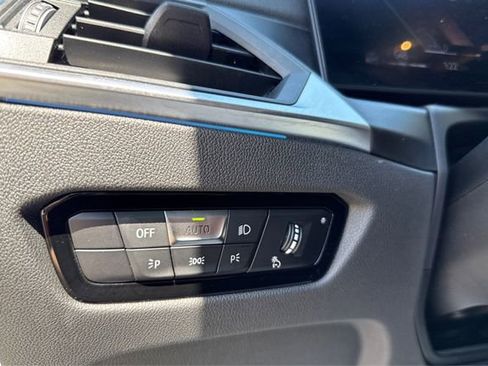 Used 2024 BMW 330i Sedan image 18