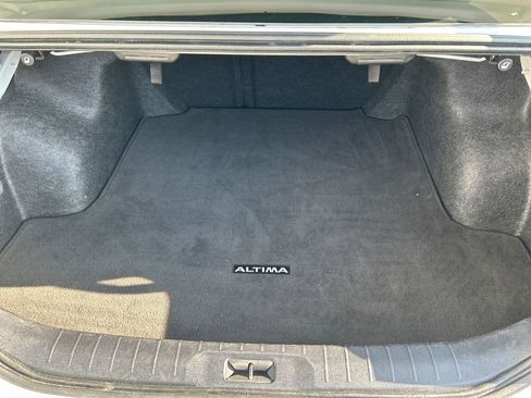 Used 2025 Nissan Altima 2.5 SV image 22