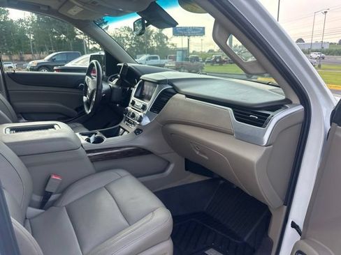 Used 2017 GMC Yukon SLT w/ Premium Edition RWD image 13