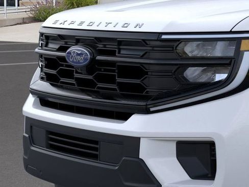 New 2026 Ford Expedition Max Active image 17