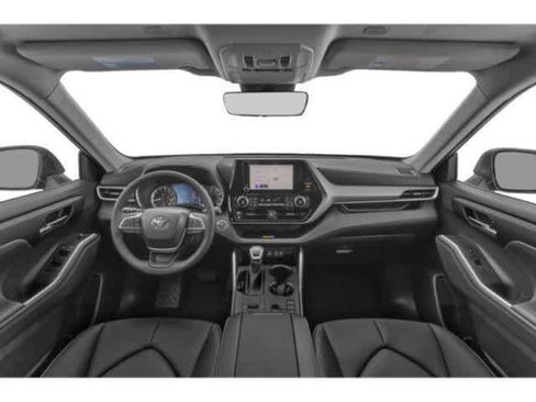Used 2023 Toyota Highlander XLE FWD image 4