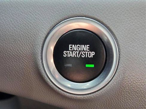 Used 2022 GMC Terrain SLE w/ Driver Convenience Package FWD image 29