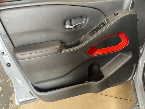 Used 2022 Nissan Frontier Pro-X RWD image 9